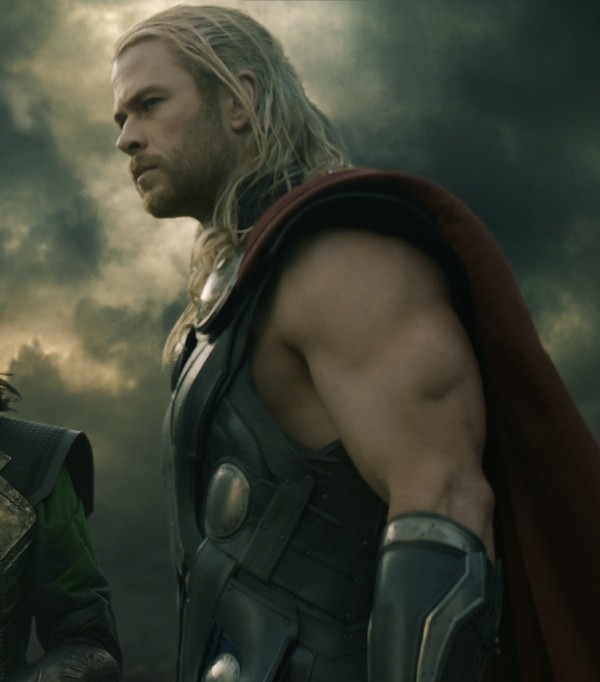 Chris Hemsworth vo filme Thor